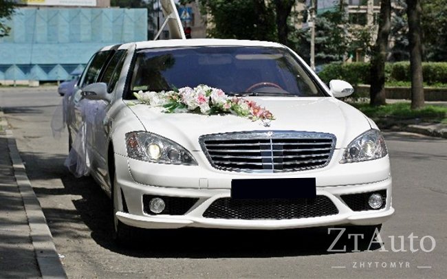 Аренда Лимузин Mercedes W221 AMG на свадьбу Житомир