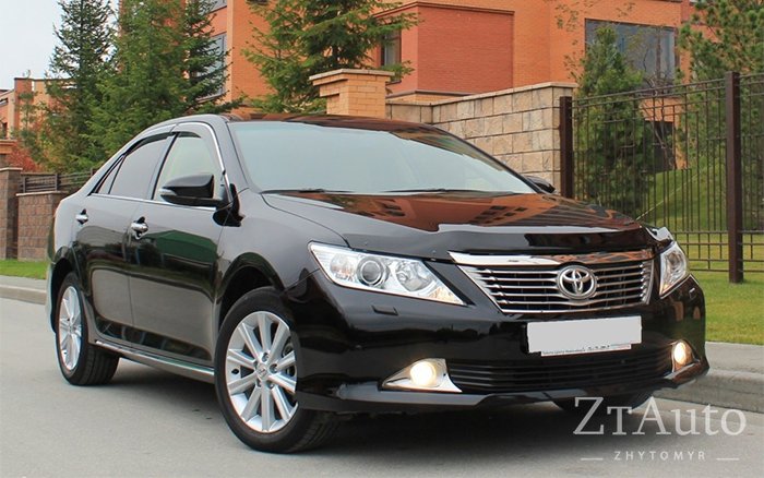 Аренда Toyota Camry 50 на свадьбу Житомир